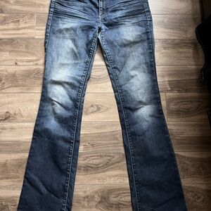 Women's Guess  Jeans. Nicole